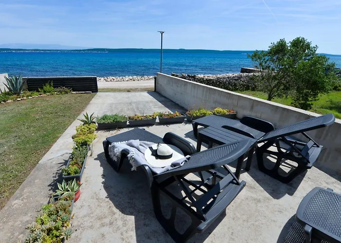 Seaside House For Families With Children Banj, Pasman - 24665 Дом отдыха Куклица